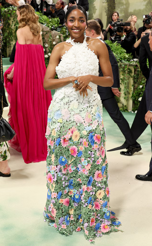 Айо Едебири дебютира на Met Gala.