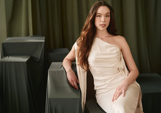 Ела Бийти