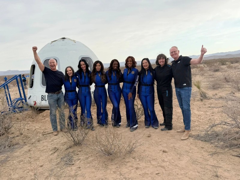 Лорън Санчес по време на мисията на Blue Origin.
