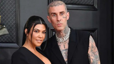 Кортни Кардашиян и Травис Баркър по време на наградите “Грами“ на 3 Април, 2022 г.