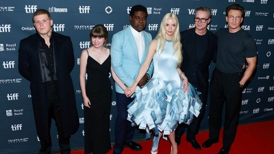 Актьорския състав на филма „Жертва“.