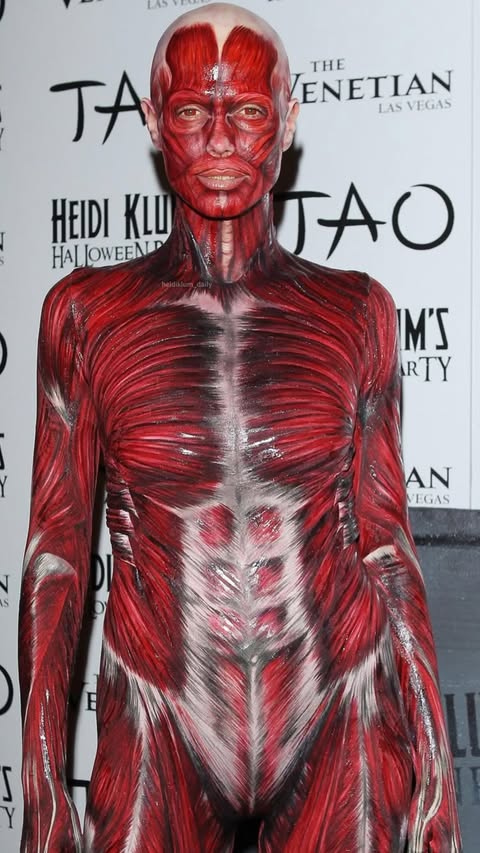 Хайди Клум в костюм за Хелоуин.