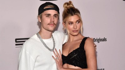Джъстин Бийбър и Хейли Бийбър присъстват на премиерата на YouTube Originals „Justin Bieber: Seasons“ в театър Regency Bruin на 27 Януари 2020 г. в Лос Анджелис, Калифорния.