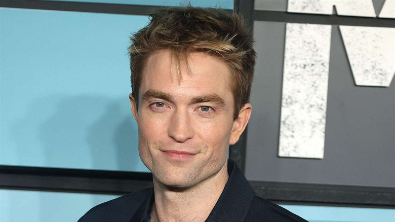 Робърт Патинсън на 13 Февруари, 2025 г.