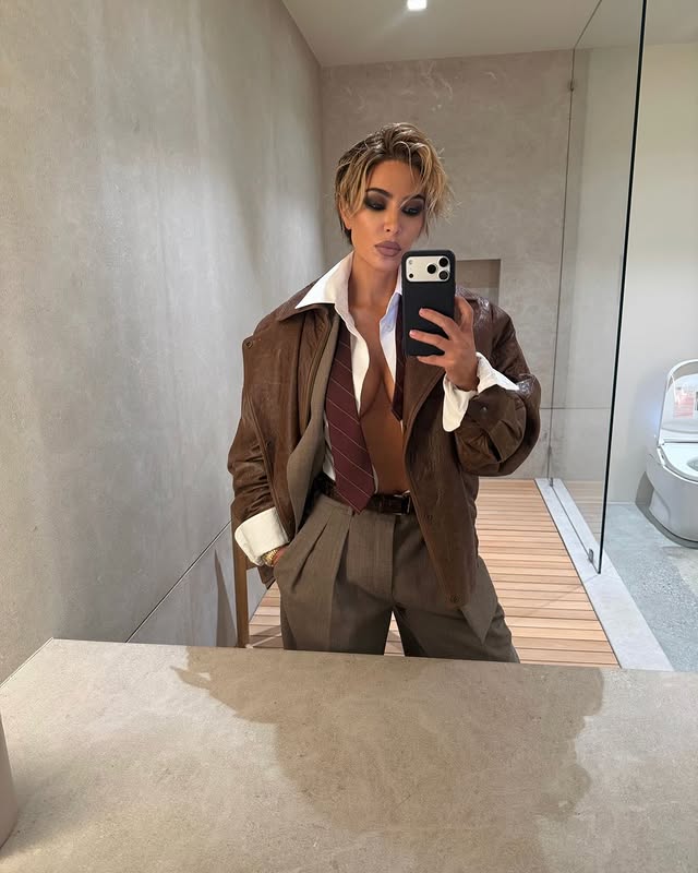 Ким Кардашиян