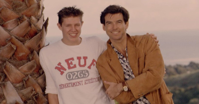 Кристофър и Пиърс Броснан.