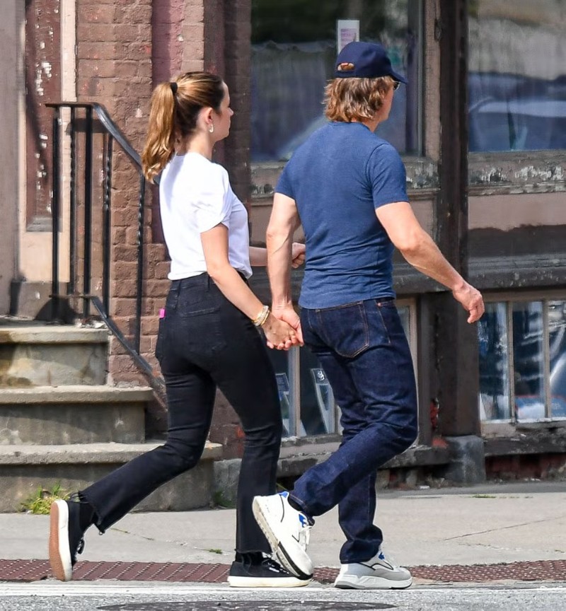 Ана де Армас и Том Круз.