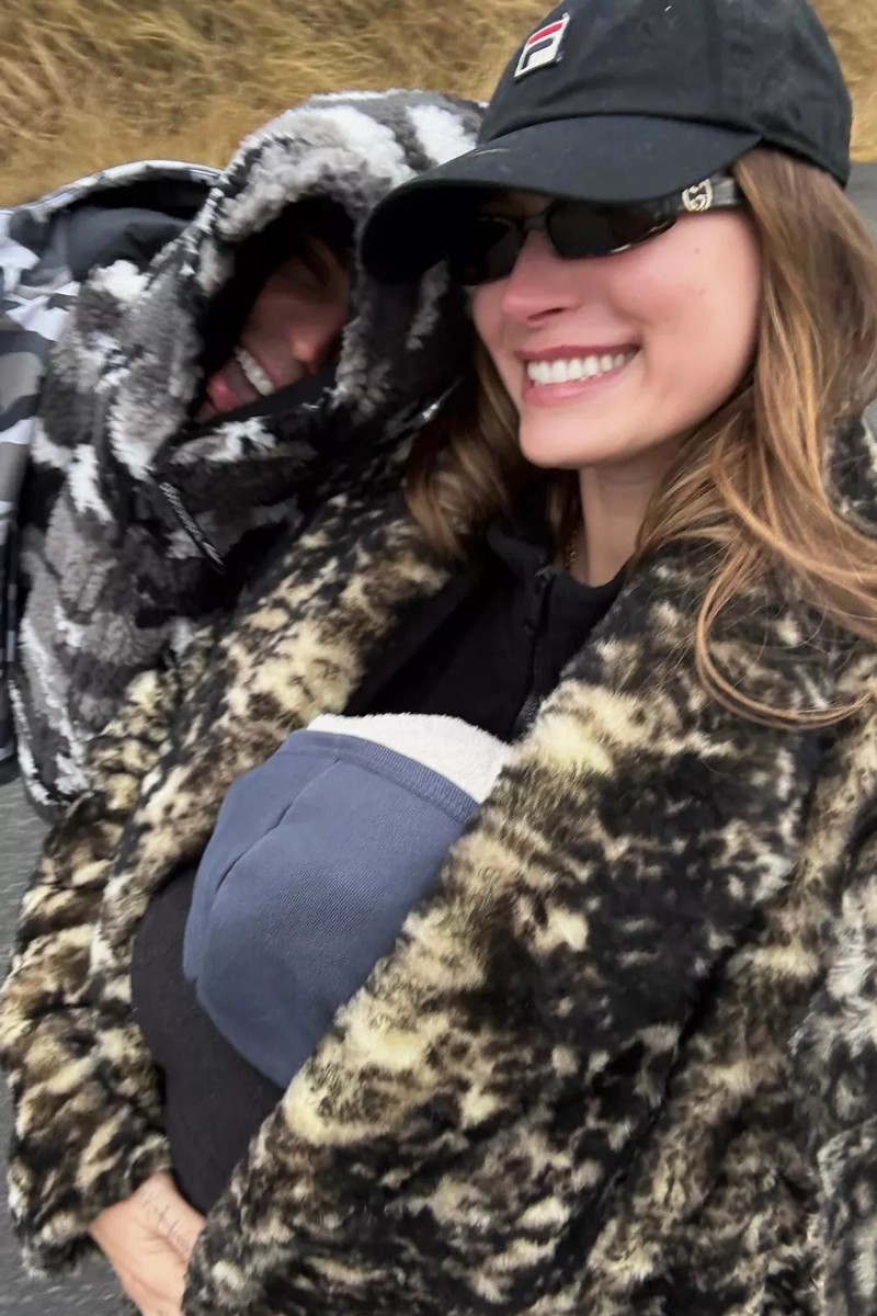 Джъстин и Хейли Бийбър заедно с техния син.