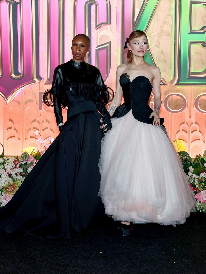 Ариана Гранде и Синтия Ериво по време на премиерата на “Wicked: For Good“ в Ню Йорк.