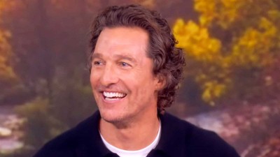 Матю Макконъхи по време на участие в “The View“.