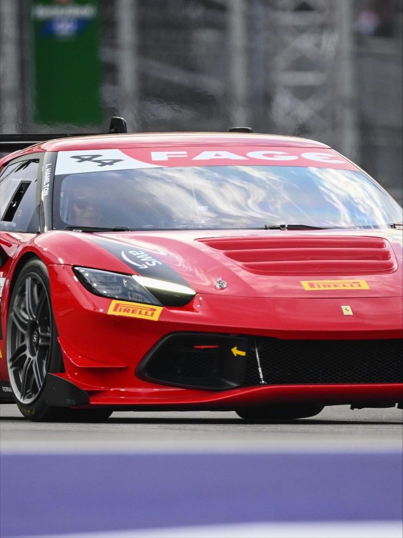 Бионсе и Луис Хамилтън във Ферарито.