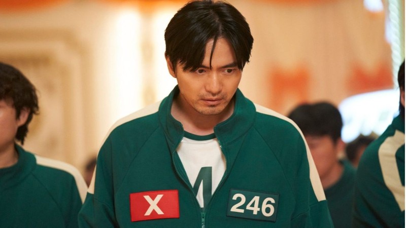 Ли Джин-ук в кадър от сериала “Игра на калмари“.