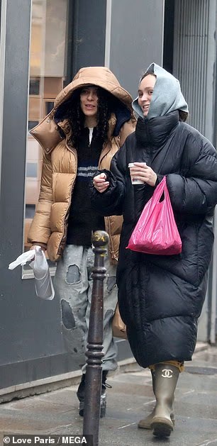 Лили-Роуз Деп и 070 Shake.